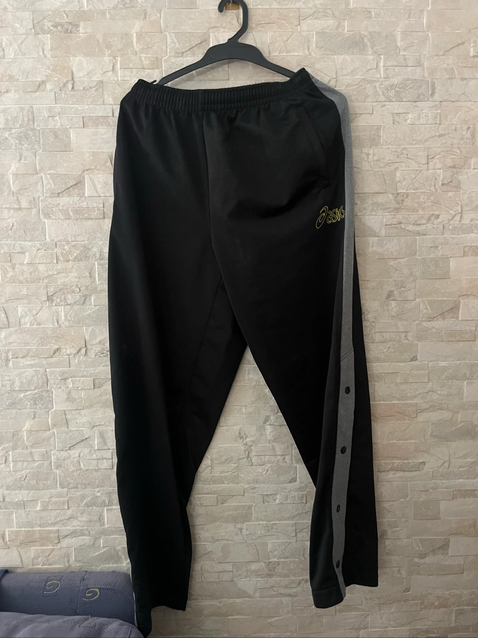Pantalón Deportivo Asics Negro | Botones Laterales | Talla XL
